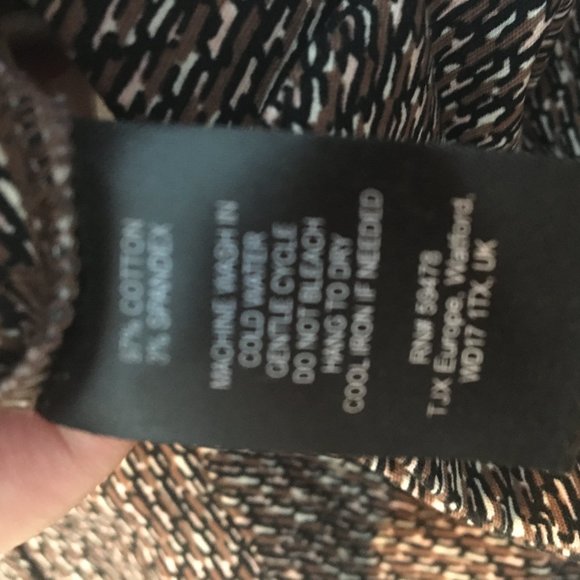 Kenar flat front fitted cropped pants, size 4, black/brown/white pattern - Picture 6 of 7